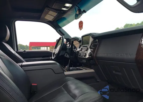 2015 Ford F-250 Lariat из США, поврежденный, VIN 1FT7W2BT3FEA37930